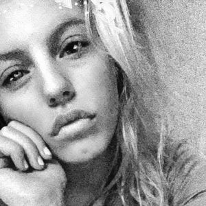 Meet your Posher, Jasmin